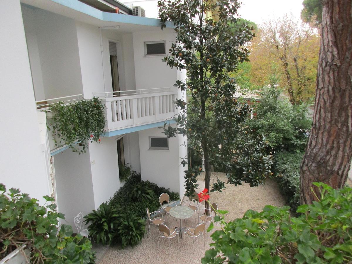 Hotel Pensione Ornella Cesenatico Exterior photo